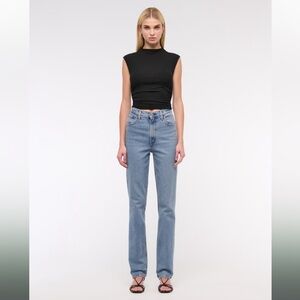 Abercrombie & Fitch Ultra High Rise 90s Straight Jean